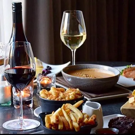 King's Square Lux 1 דירה *