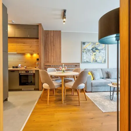 דירה King's Square Lux 1 *