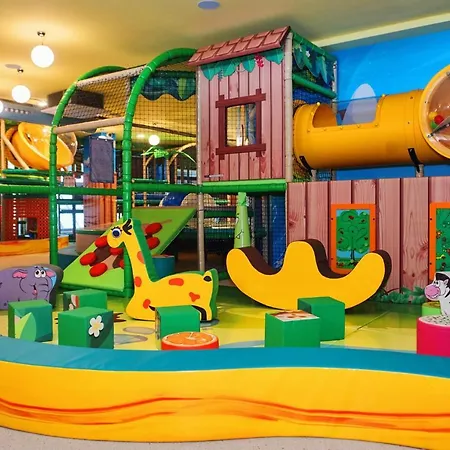 King's Square Lux 1 דירה *