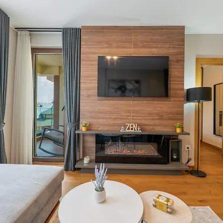 King's Square Lux 1 דירה