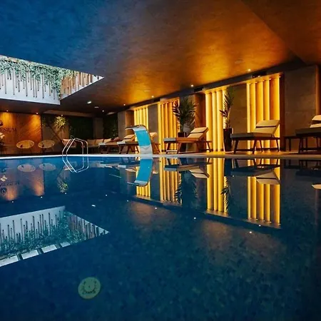 King's Square Lux 1 * זלאטיבור